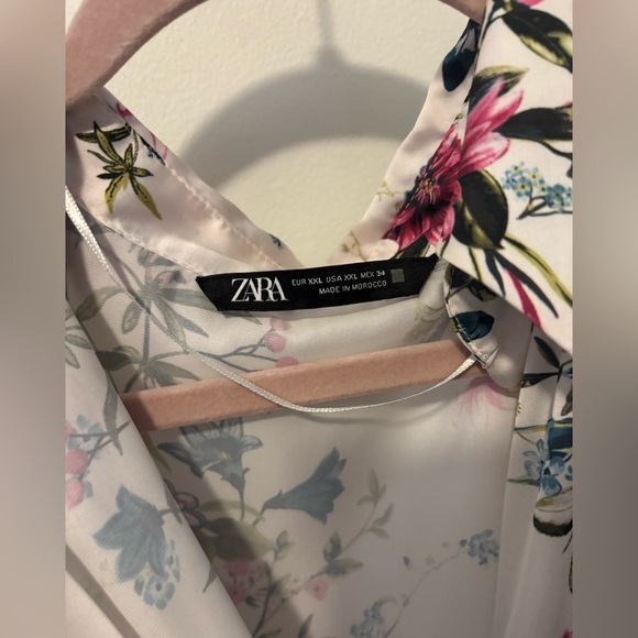 Zara Multicolor Floral Blouse - Picture 2 of 2